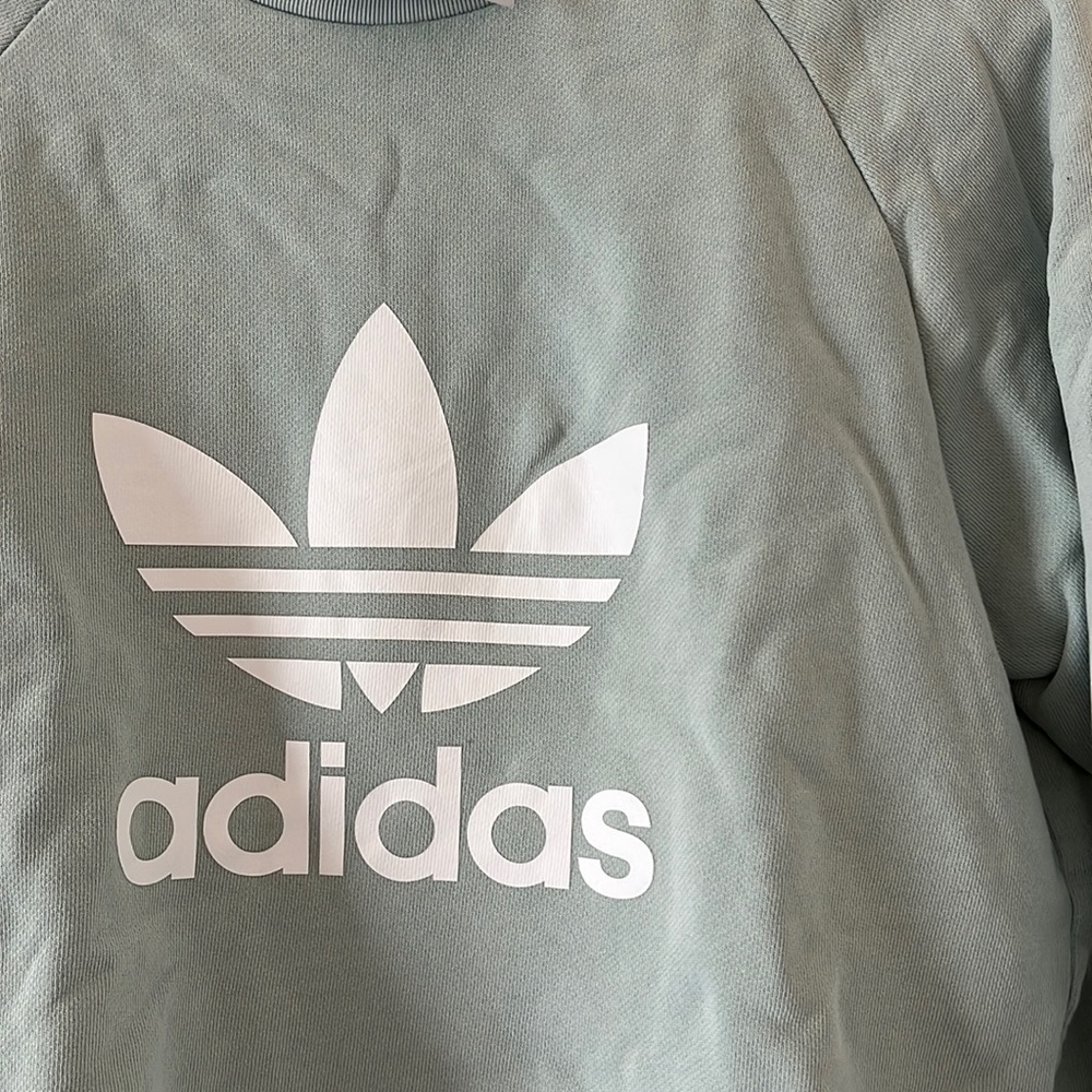 Adidas crop top sweater